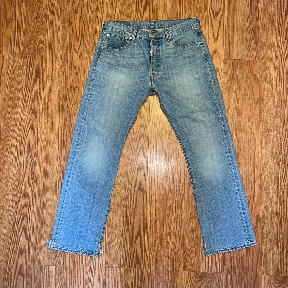 RARE FIND. Levi Unisex 501 Straight Leg Denim
